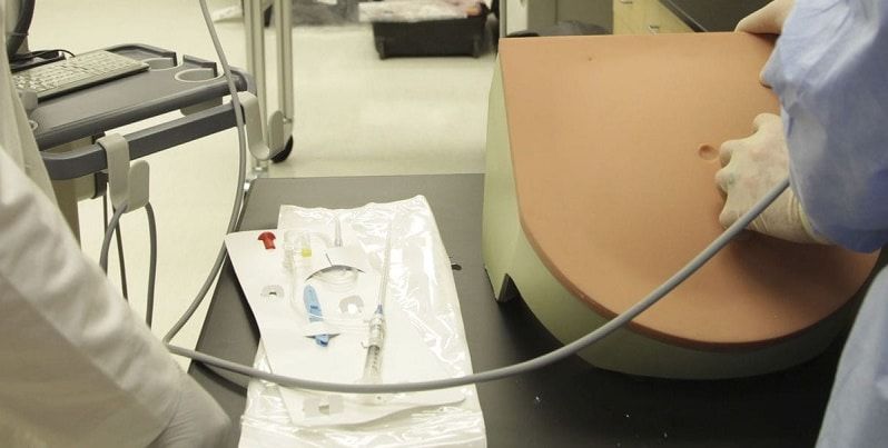 Paracentesi, cos'è, a cosa serve e come si effettua.