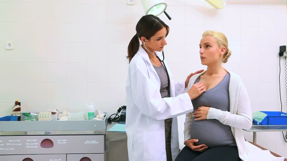 620210943-ginecologia-auscultazione-cuore-organo-specialista