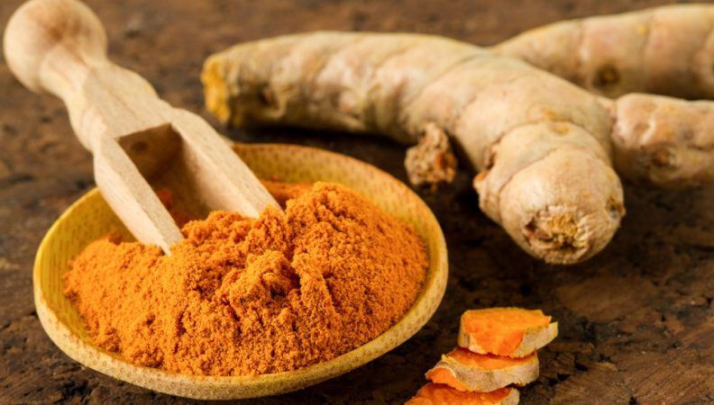 radice di curcuma