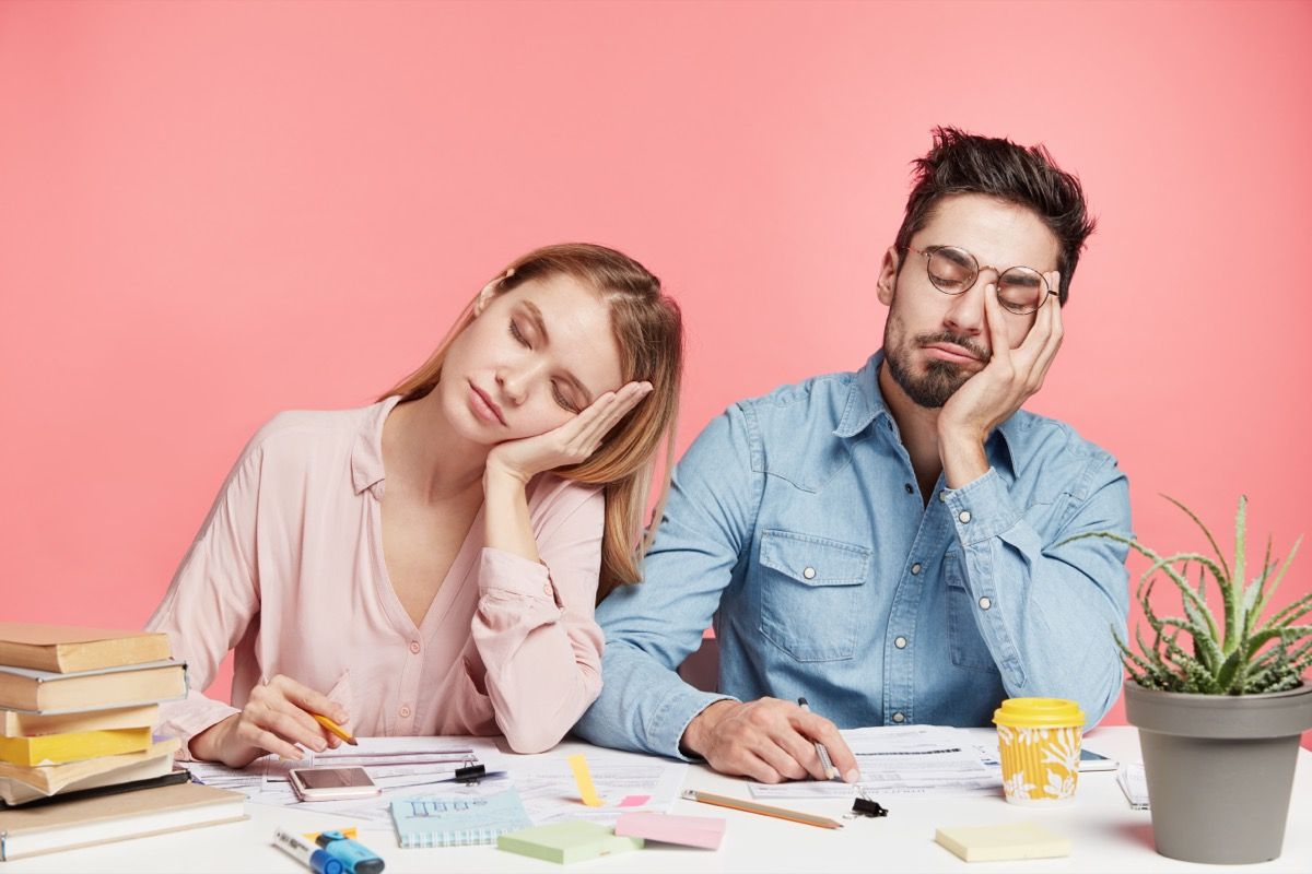 Associazione tra fatica mentale e disturbi del sonno
