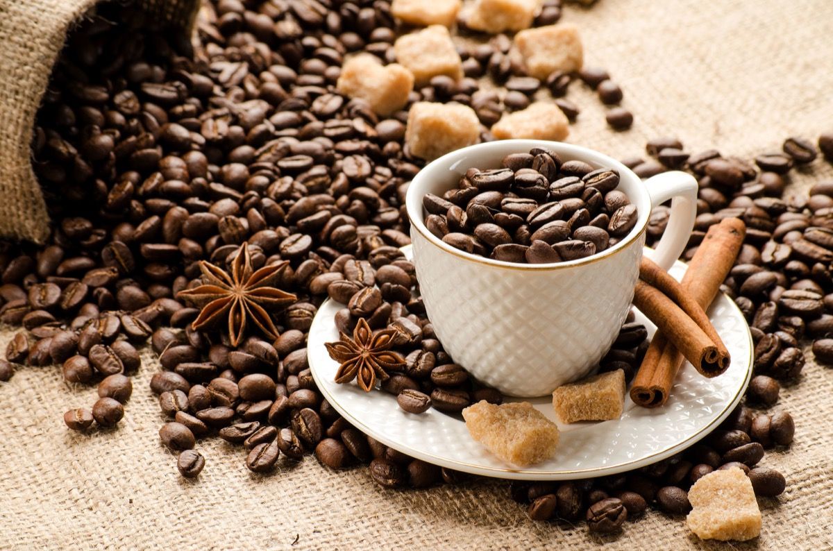 Il Dipiridamolo è inattivato dalla caffeina e dalla teina