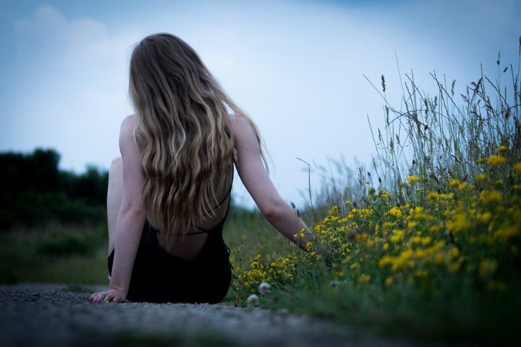 capelli mossi con la piastra