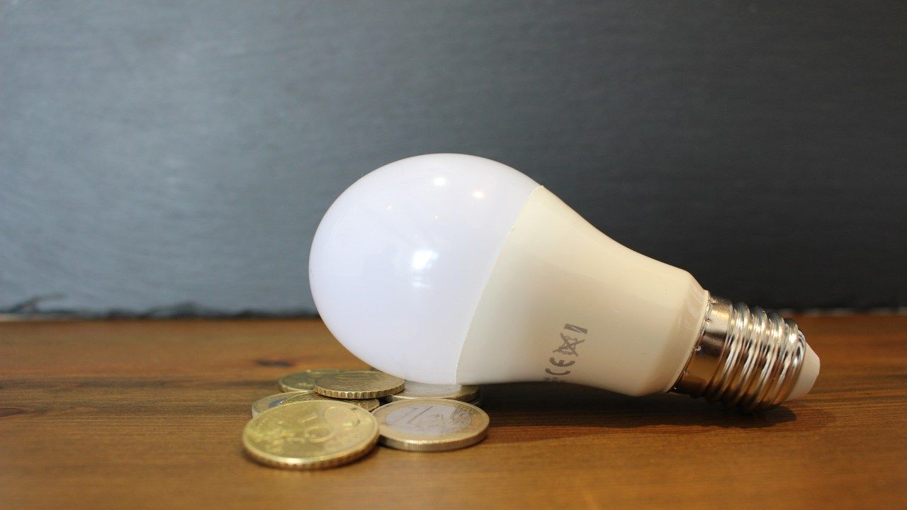 lampadina a risparmio energetico