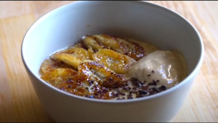 porridge inglese colazione ricetta vegana banana caramellata