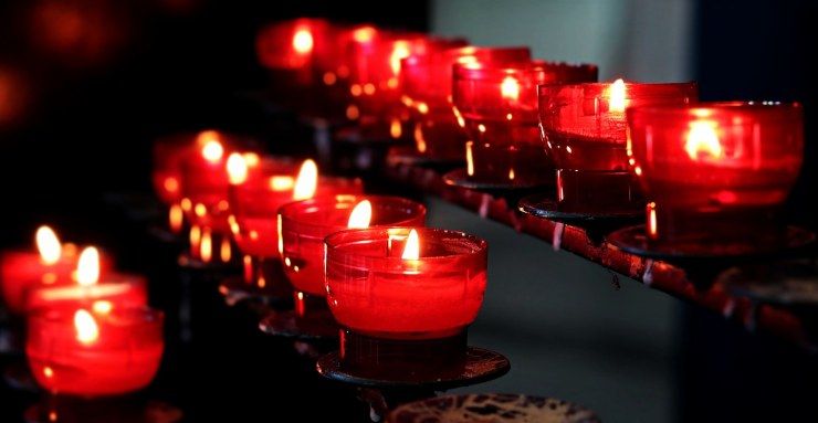 San Pasquale Baylon protettore donne lumini