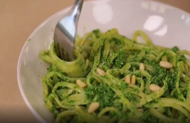 Benedetta Rossi linguine al pesto di rucola