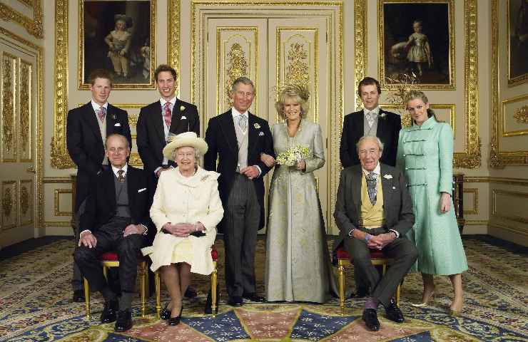 Royal Family stupro
