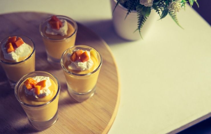 mousse light mango