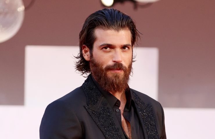 Can Yaman lacrime