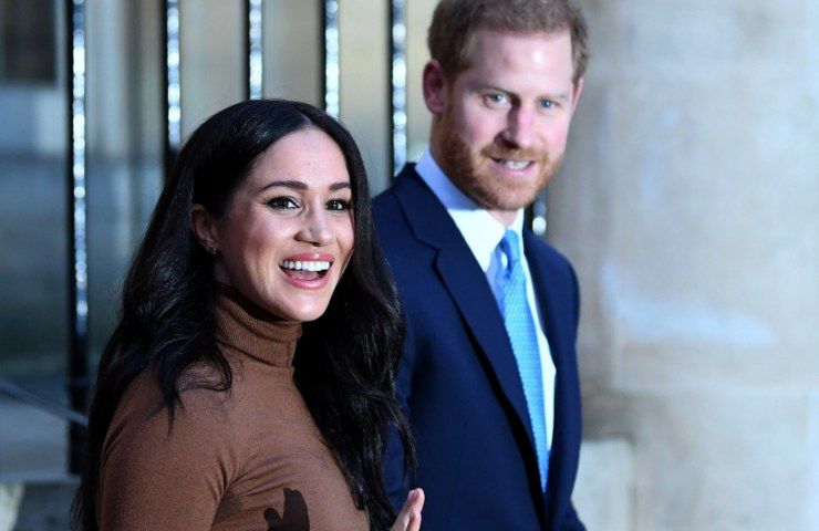 Il rapporto di Meghan con la corona secondo Morton