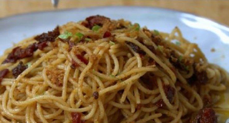 Spaghetti aglio, olio e peperoncino ricchi