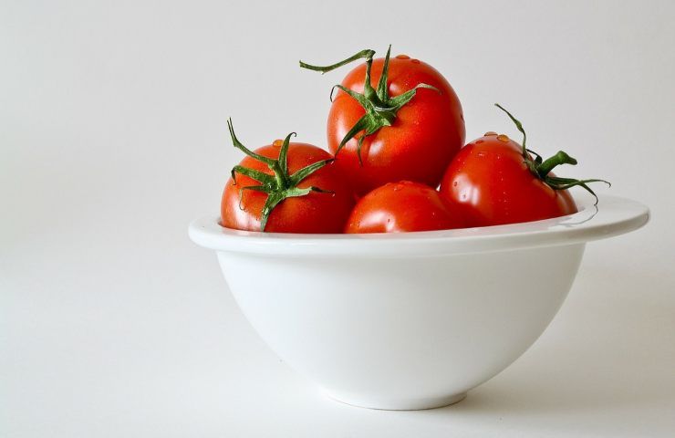 Pomodori conservati in frigo