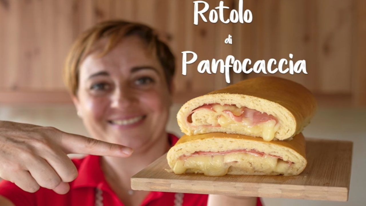 Rotolo di panfocaccia farcito, l’idea sfiziosa di Benedetta Rossi