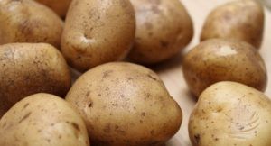 Conservare patate per non germogliare