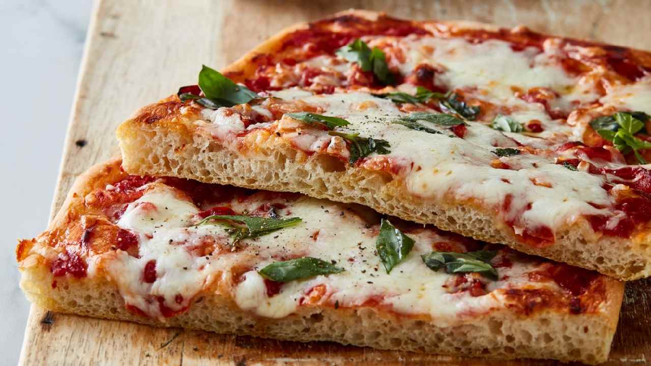 Pizza in 5 minuti senza lievitazione