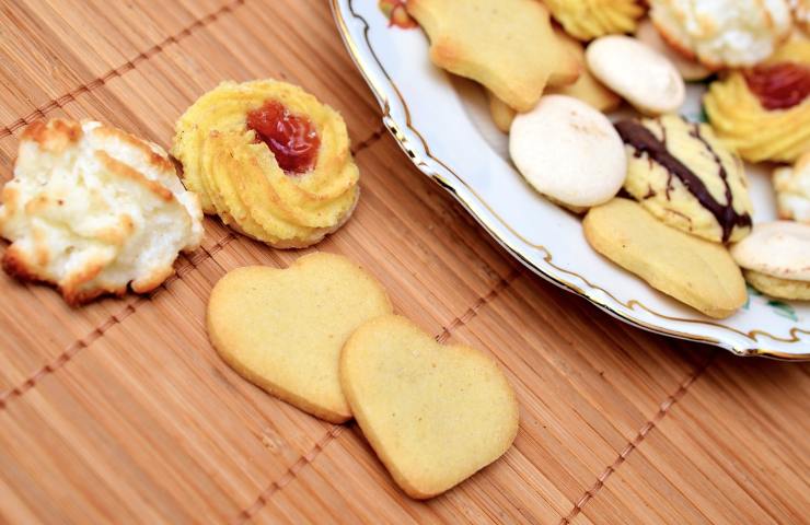 Ricetta biscotti mandorle e arancia