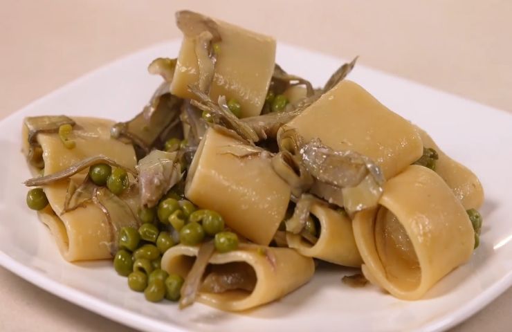 Pasta carciofi e piselli