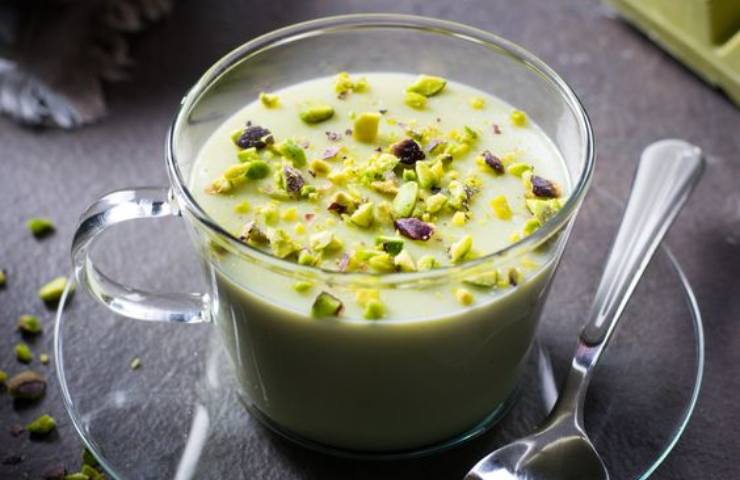 cioccolata calda pistacchio