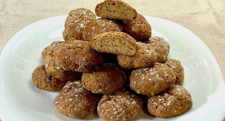 Biscotti alle noci senza farina