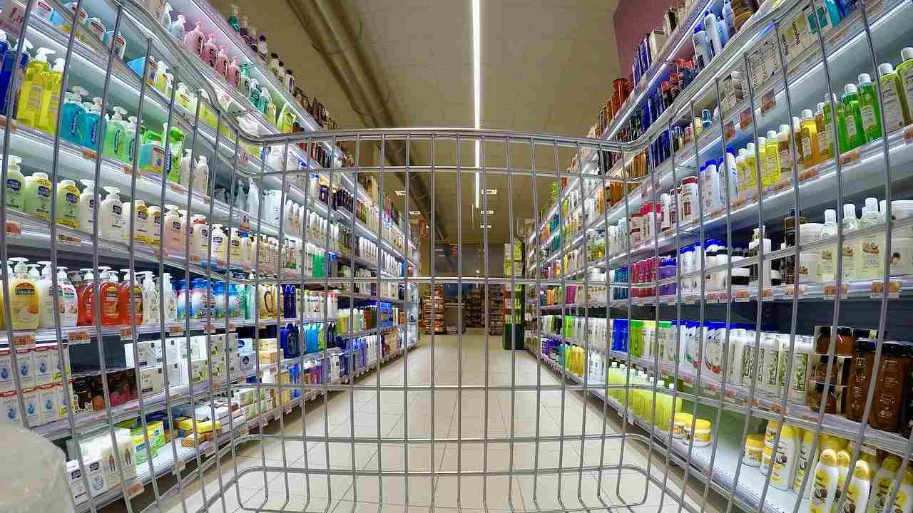 Bisogna fare attenzione al supermercato quando si acquista