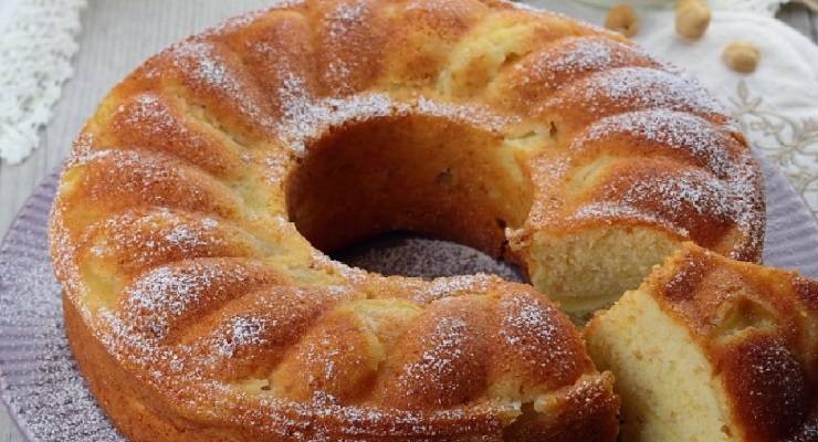 Ciambella di mele al profumo d'arancia