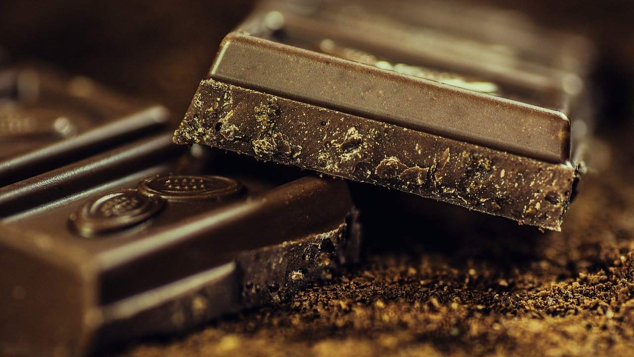 Cioccolato fondente in barretta