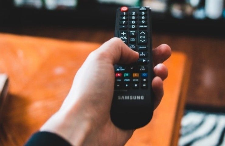 Stasera in tv mercoledì 24 novembre 2021