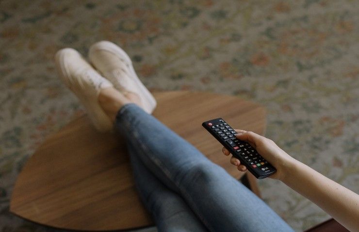 Stasera in tv venerdì 26 novembre 2021
