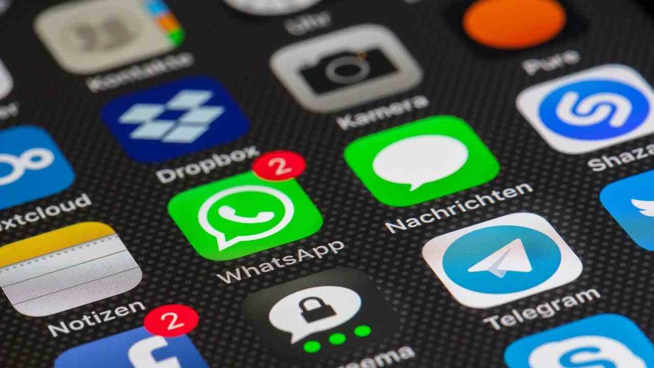 WhatsApp trovare la posizione senza condividerla