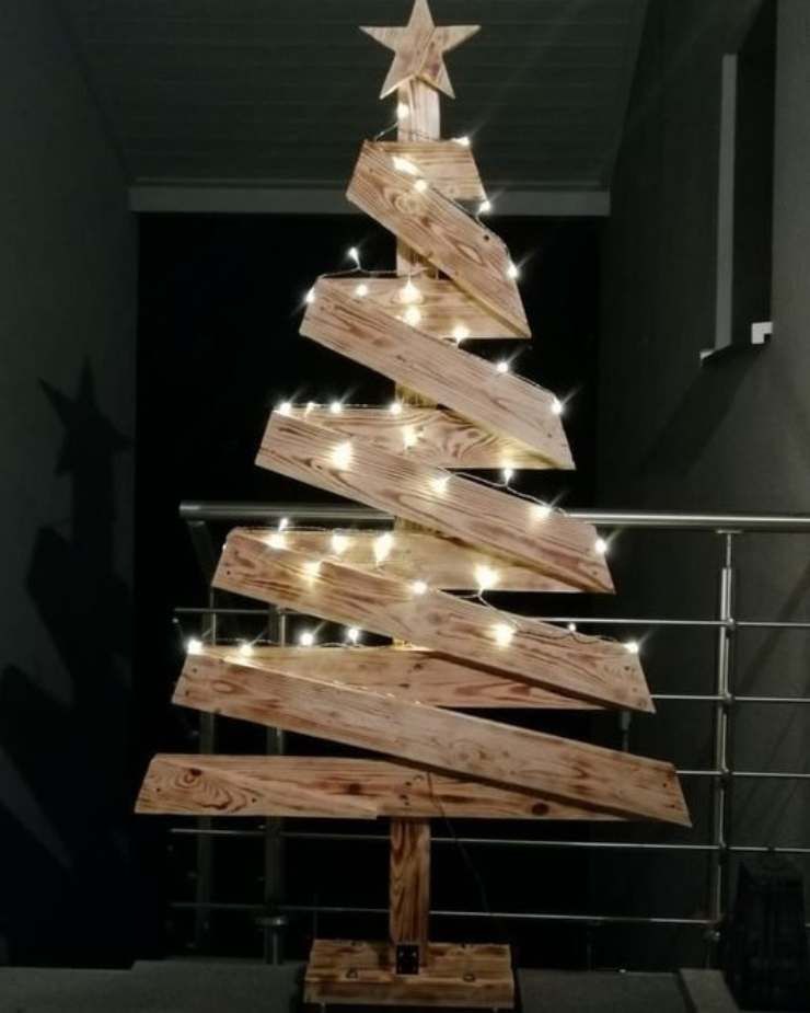 Albero di legno