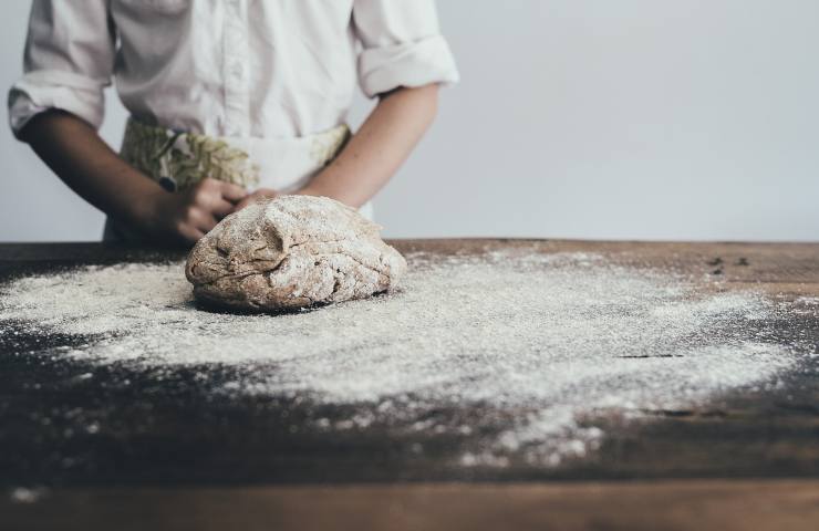 pane farina segale ricetta