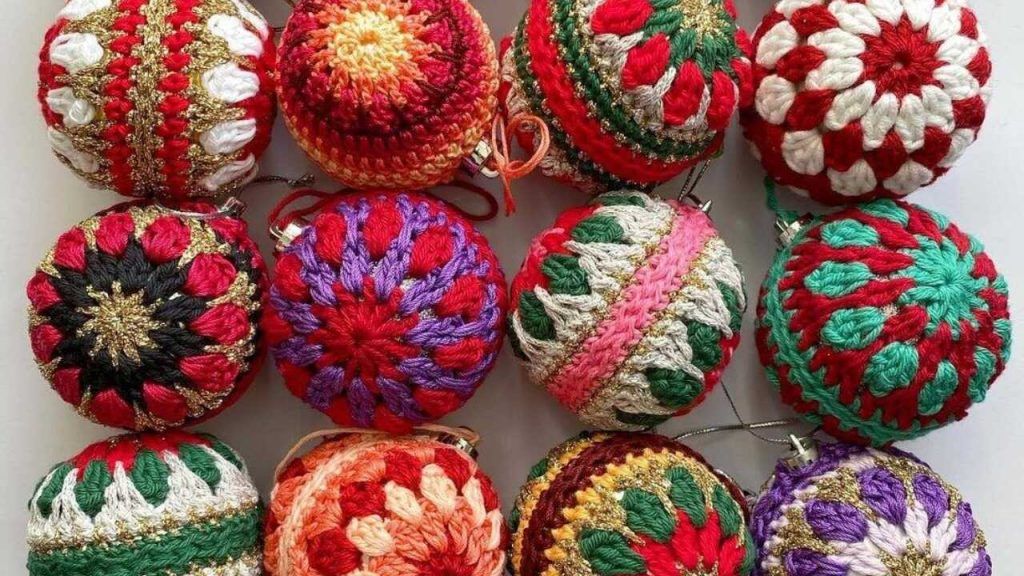 Palline di Natale fai da te: le idee di riciclo più originali