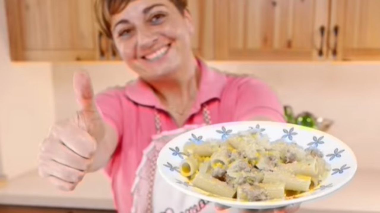Pasta verza e salsiccia Benedetta Rossi