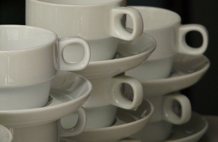 Come dare nuova vita alle tazzine del caffè