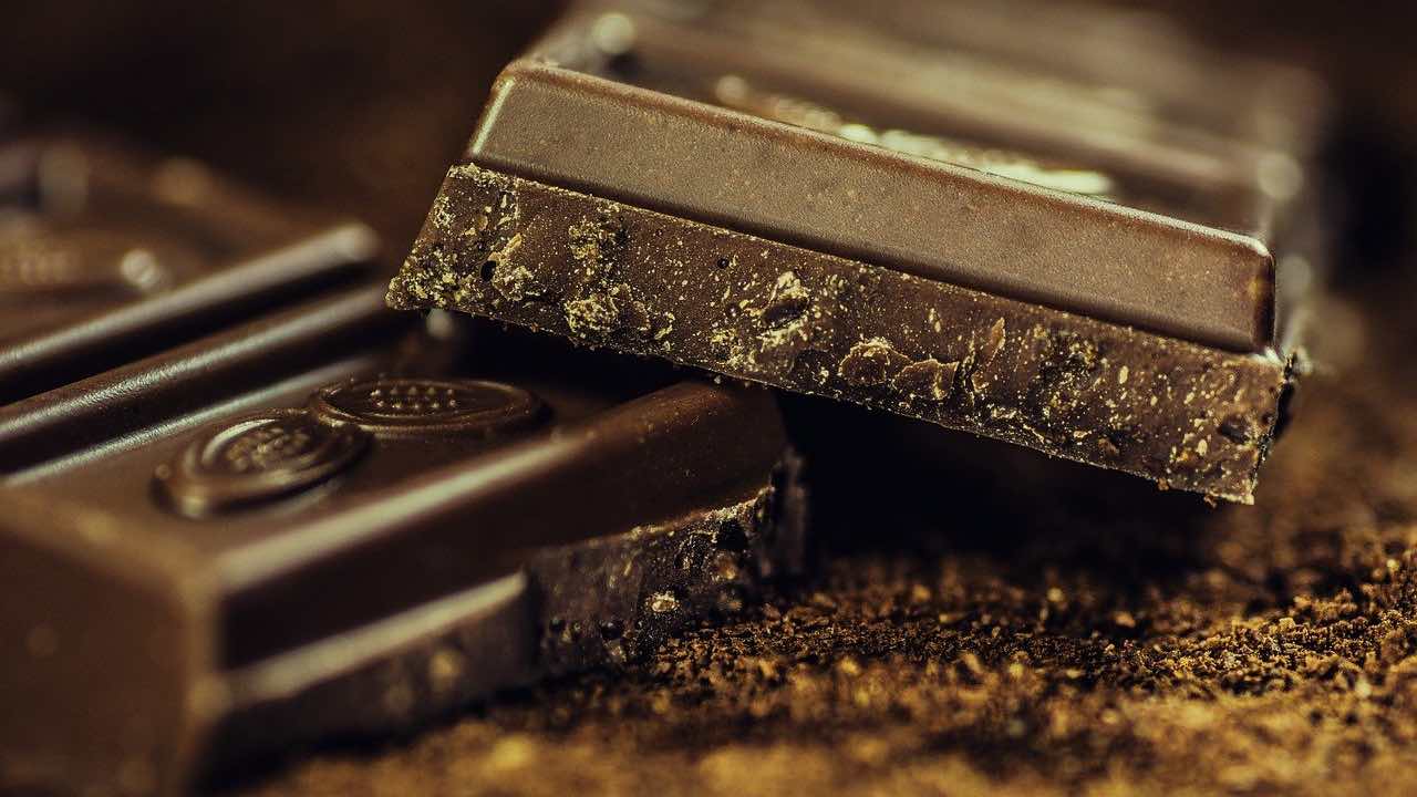 Cioccolato fondente benefici