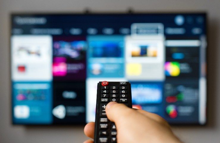 Stasera in tv sabato 11 dicembre 2021