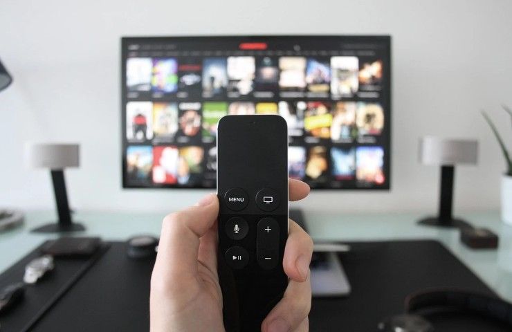 Stasera in tv venerdì 3 dicembre 2021