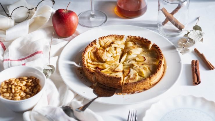 Torta di mele pandoro e creme brulèe