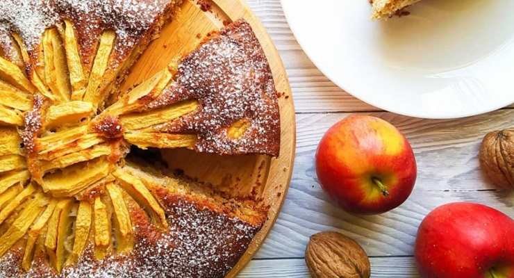 Torta di noci e mele light