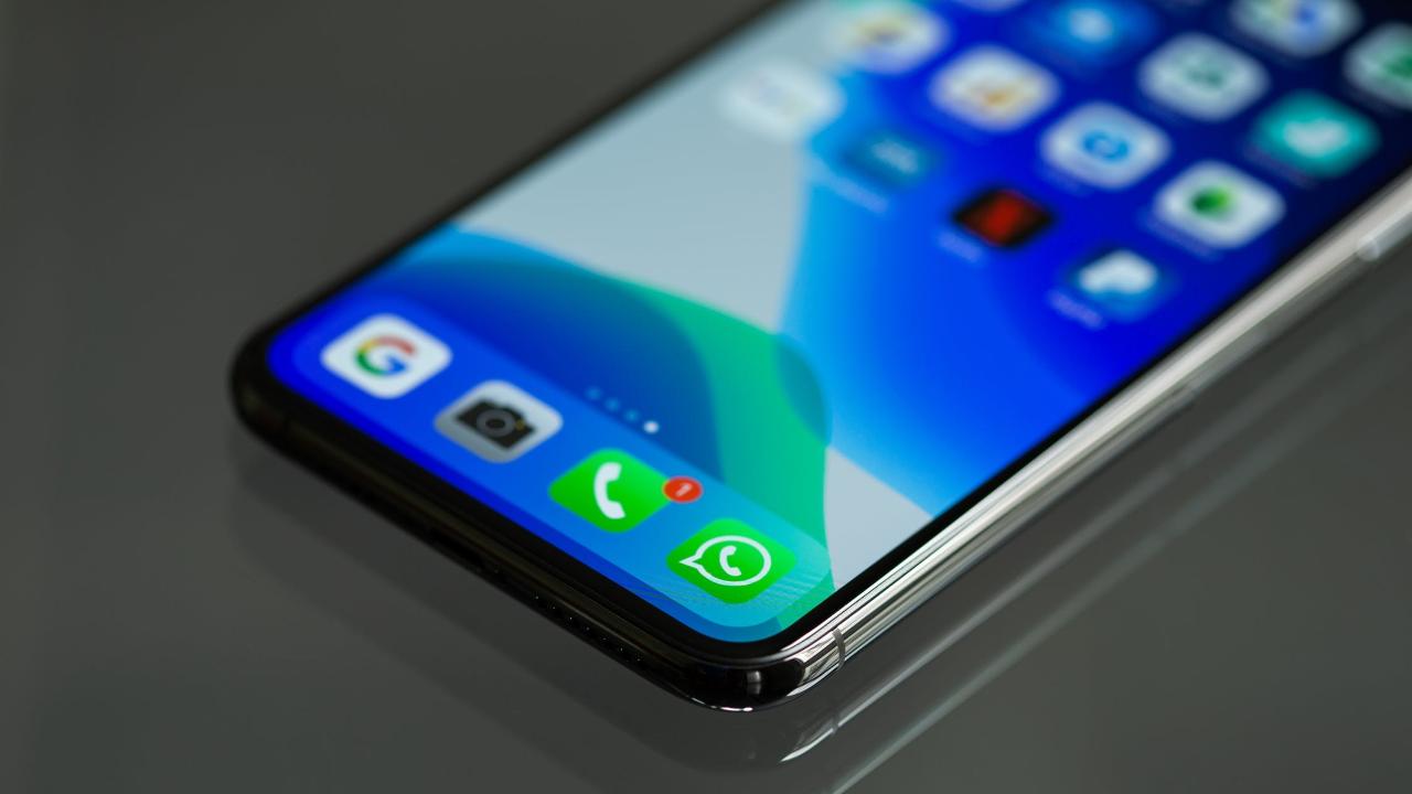 WhatsApp occupa troppo spazio cosa fare