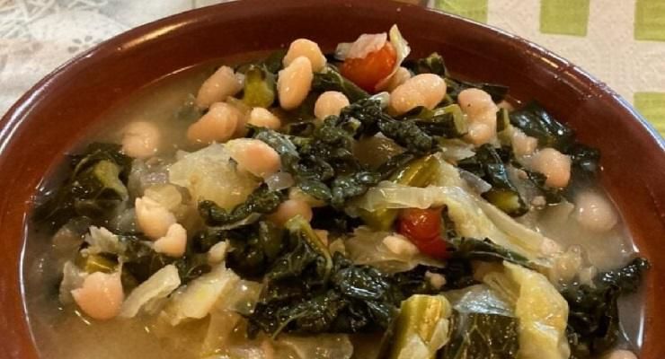 Come fare Zuppa di scarola e fagioli