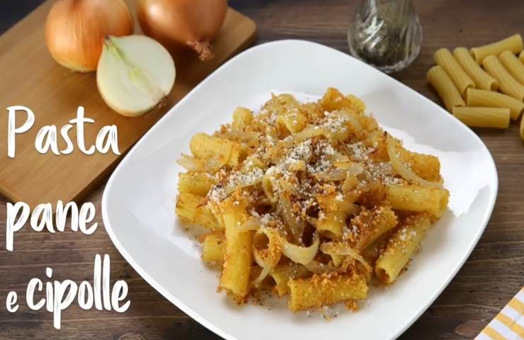 Pasta pane e cipolle