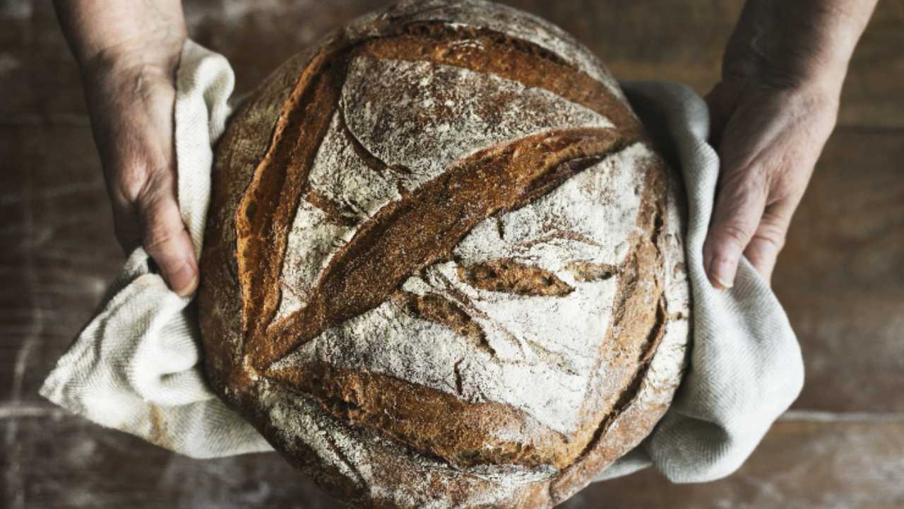 mangiare pane prima di dormire