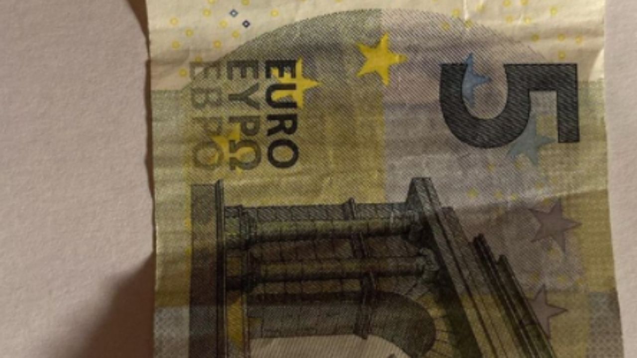 Banconota da 5 Euro valore inestimabile