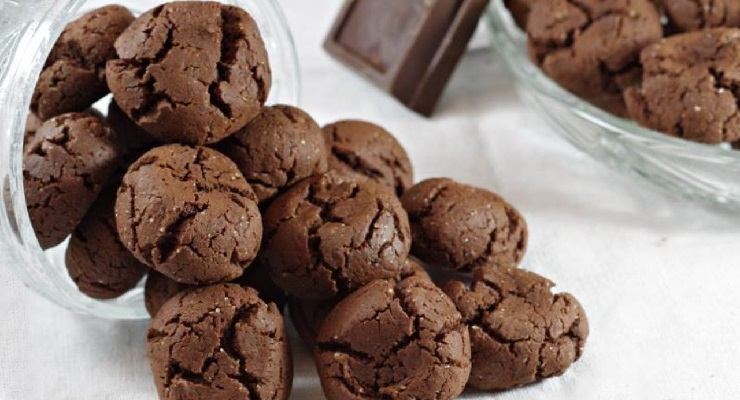 Biscotti al cacao senza zucchero