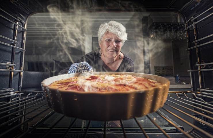 Come eliminare gli odori dalla cucina dopo aver cucinato