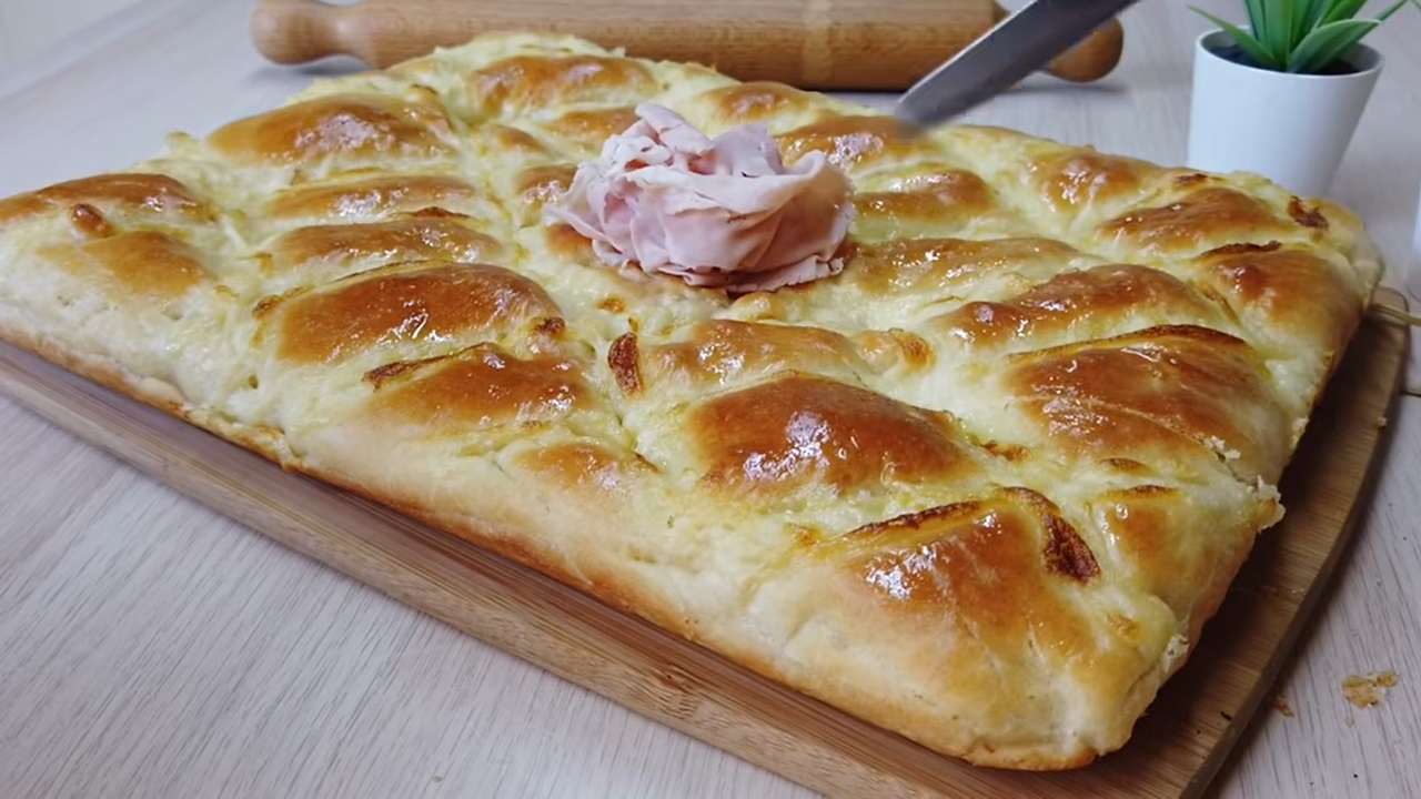 Focaccia farcita