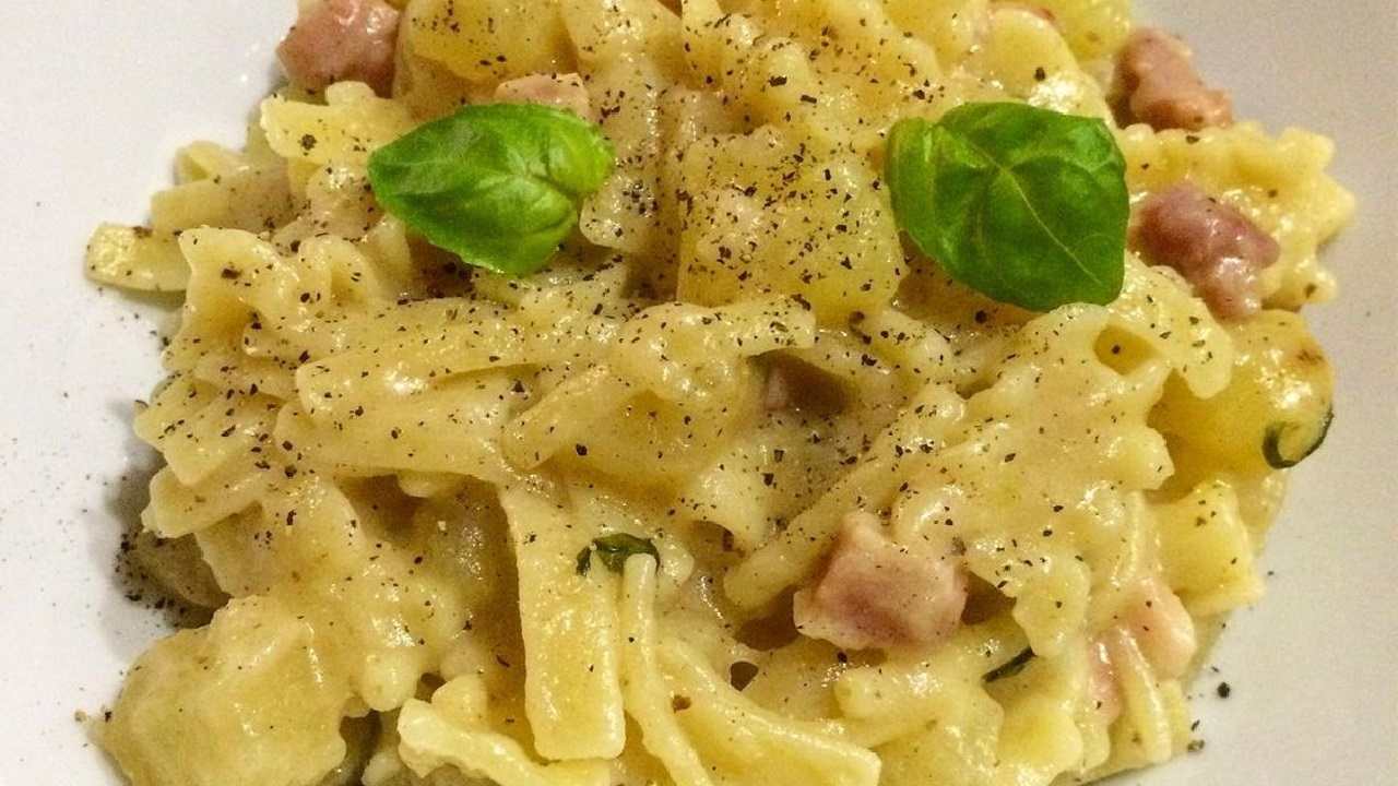 Pasta patate e provola