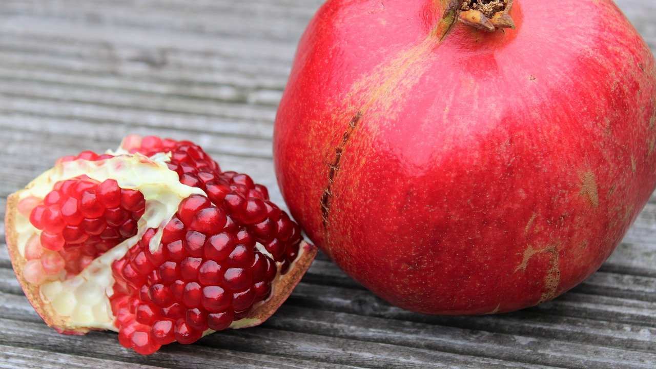 Semi della frutta, fanno bene o male?