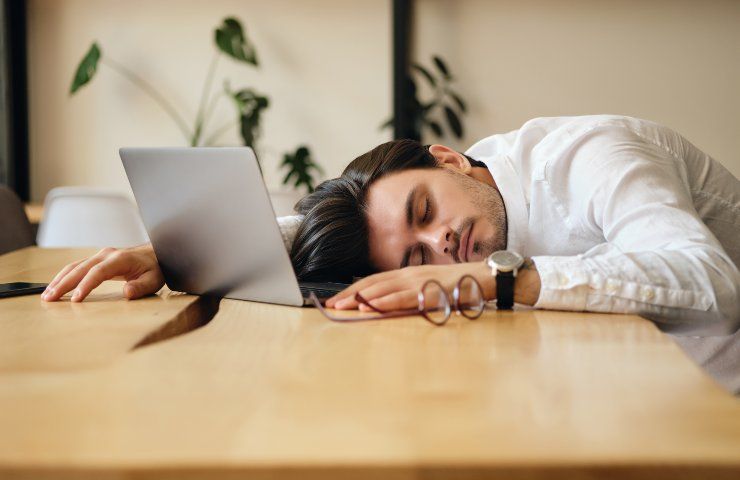 Sonno al lavoro consigli